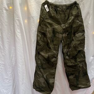 TNA Olive Camouflage Cargo Pants BNWT size M